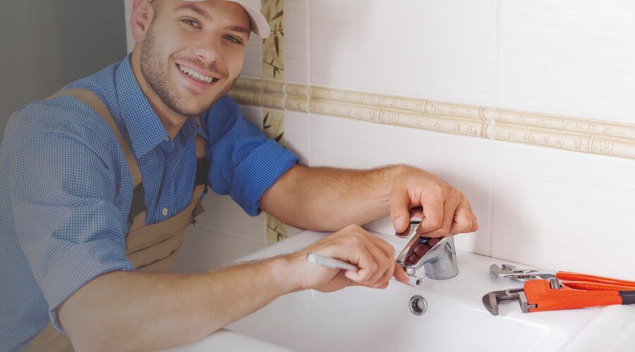Professional clogged drains services in Vinton, OH